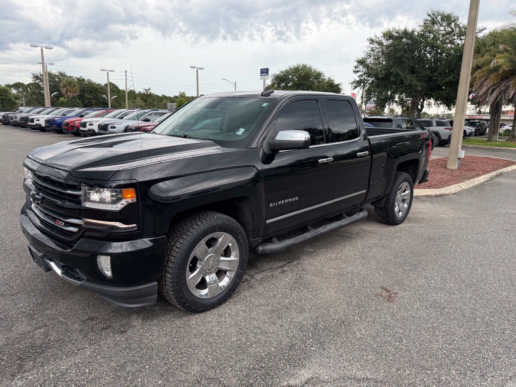 Used 2018 Chevrolet Silverado 1500 LTZ Z71 w/ LTZ Plus Package AWD/4WD image 12