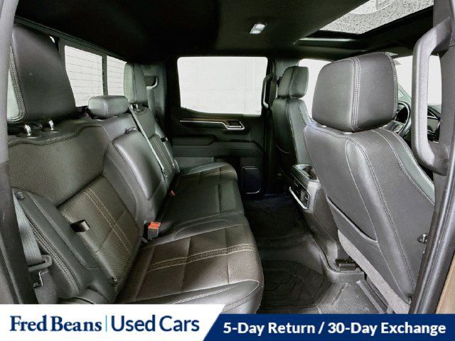 Used 2023 Chevrolet Silverado 1500 High Country w/ High Country Premium Package AWD/4WD image 34