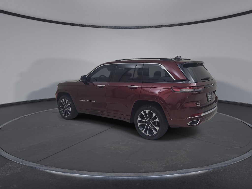 Certified 2023 Jeep Grand Cherokee Overland w/ Adv Protech Group III AWD/4WD image 13