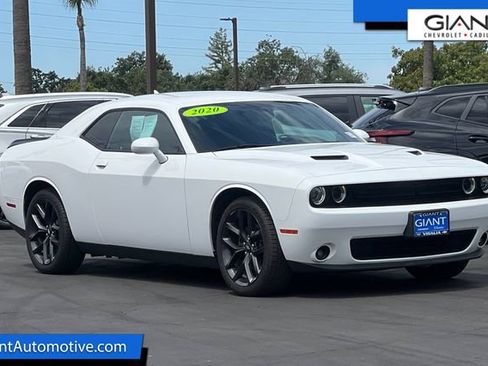 Used 2020 Dodge Challenger SXT w/ Blacktop Package RWD image 1