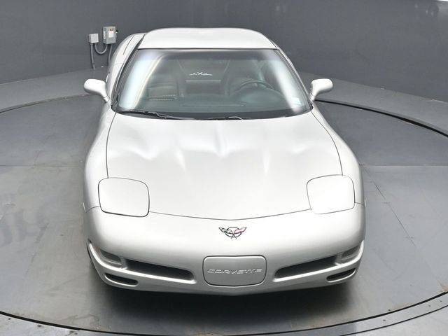 Used 2004 Chevrolet Corvette Coupe RWD image 51
