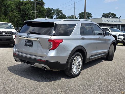 Used 2020 Ford Explorer Limited w/ Class III Trailer Tow Package AWD/4WD image 6