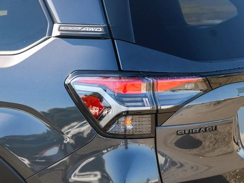 Used 2025 Subaru Forester Sport image 11