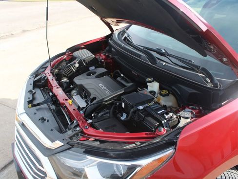 Used 2018 Chevrolet Equinox Premier image 31