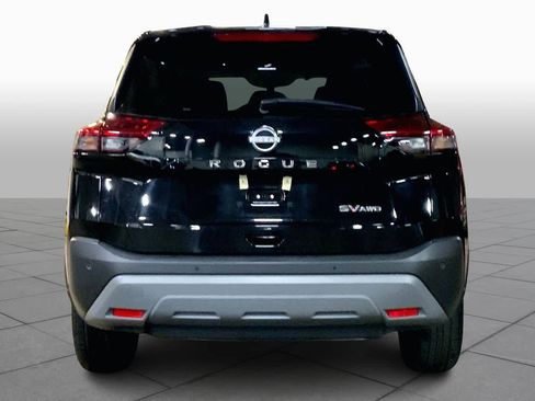 Used 2023 Nissan Rogue SV image 5