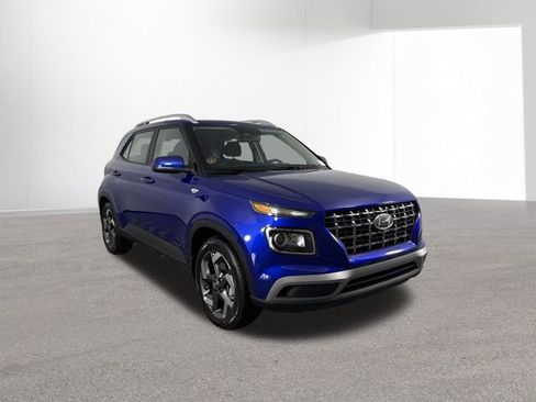 New 2026 Hyundai Venue SEL image 3
