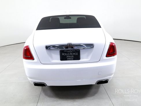 Used 2019 Rolls-Royce Ghost RWD image 9