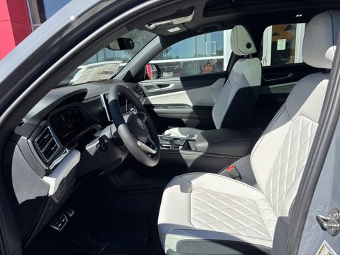 New 2026 Volkswagen Atlas Cross Sport SEL Premium R-Line image 11