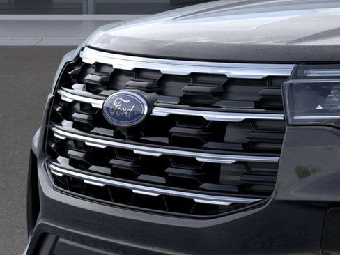 New 2026 Ford Explorer Active w/ Active Comfort Package RWD image 17