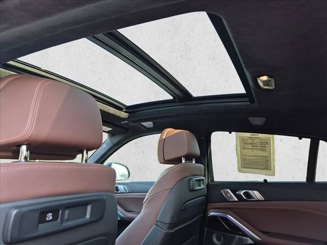 Used 2023 BMW X6 M50i w/ Executive Package AWD/4WD image 20