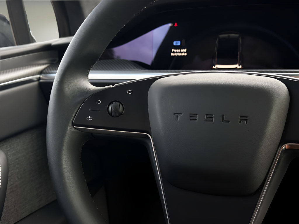 Used 2023 Tesla Model X Plaid AWD/4WD image 15