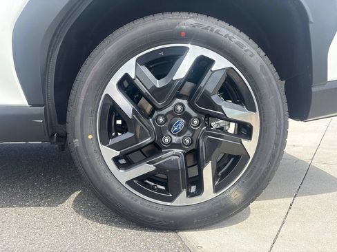 New 2026 Subaru Forester Premium AWD/4WD image 10
