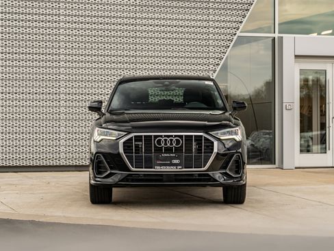 Used 2023 Audi Q3 2.0T Premium Plus image 32