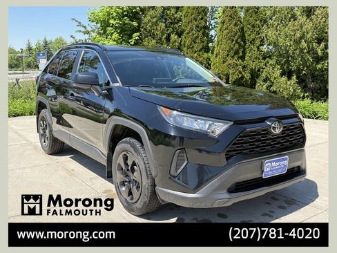 Used 2021 Toyota RAV4 LE AWD/4WD image 1