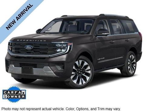 Used 2025 Ford Expedition Platinum w/ Driver's Package AWD/4WD image 1