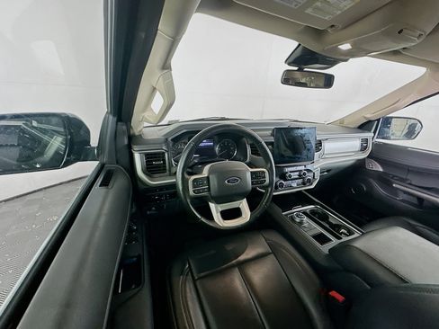 Used 2024 Ford Expedition Max XLT RWD image 18