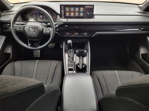 Used 2024 Honda Accord Sport image 21