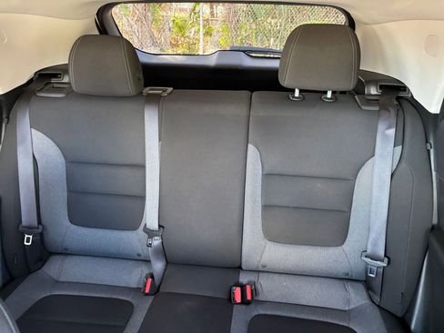 Used 2025 Chevrolet TrailBlazer LT image 39