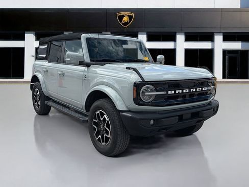 Used 2024 Ford Bronco Outer Banks image 7