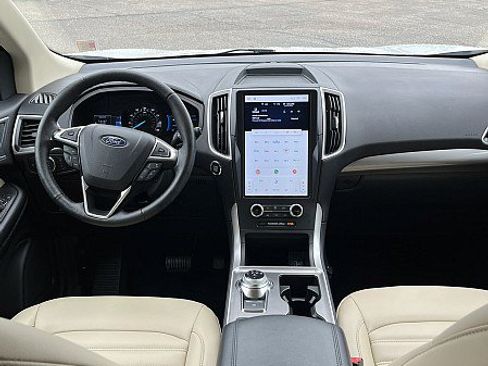 Used 2024 Ford Edge SEL w/ Convenience Package AWD/4WD image 16