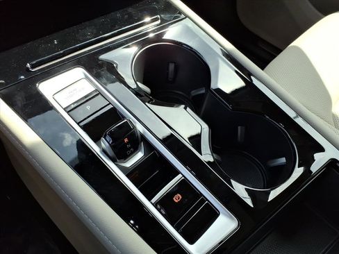 New 2026 Volkswagen Atlas SE image 20