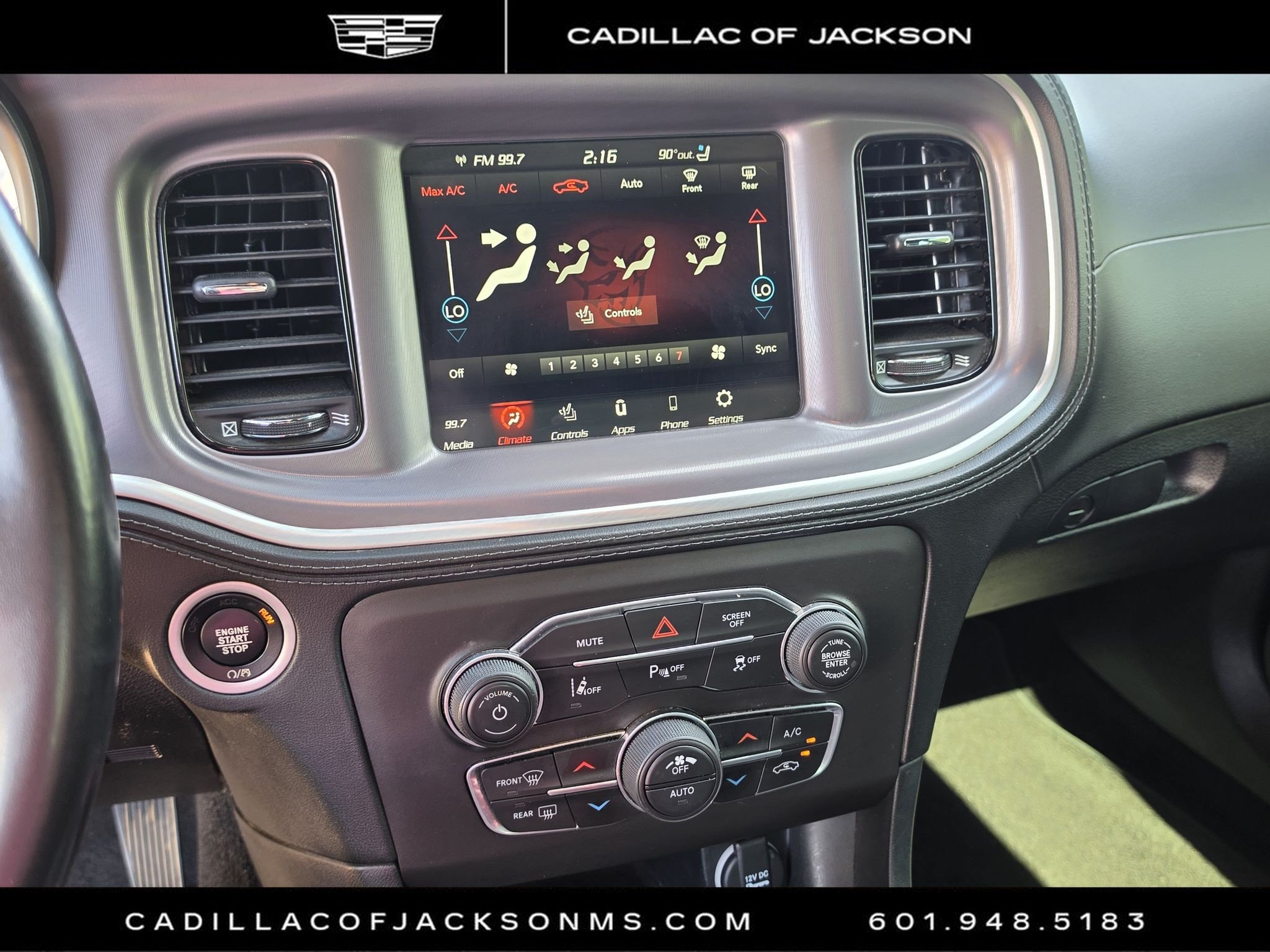 Used 2022 Dodge Charger SXT w/ Plus Group RWD image 9