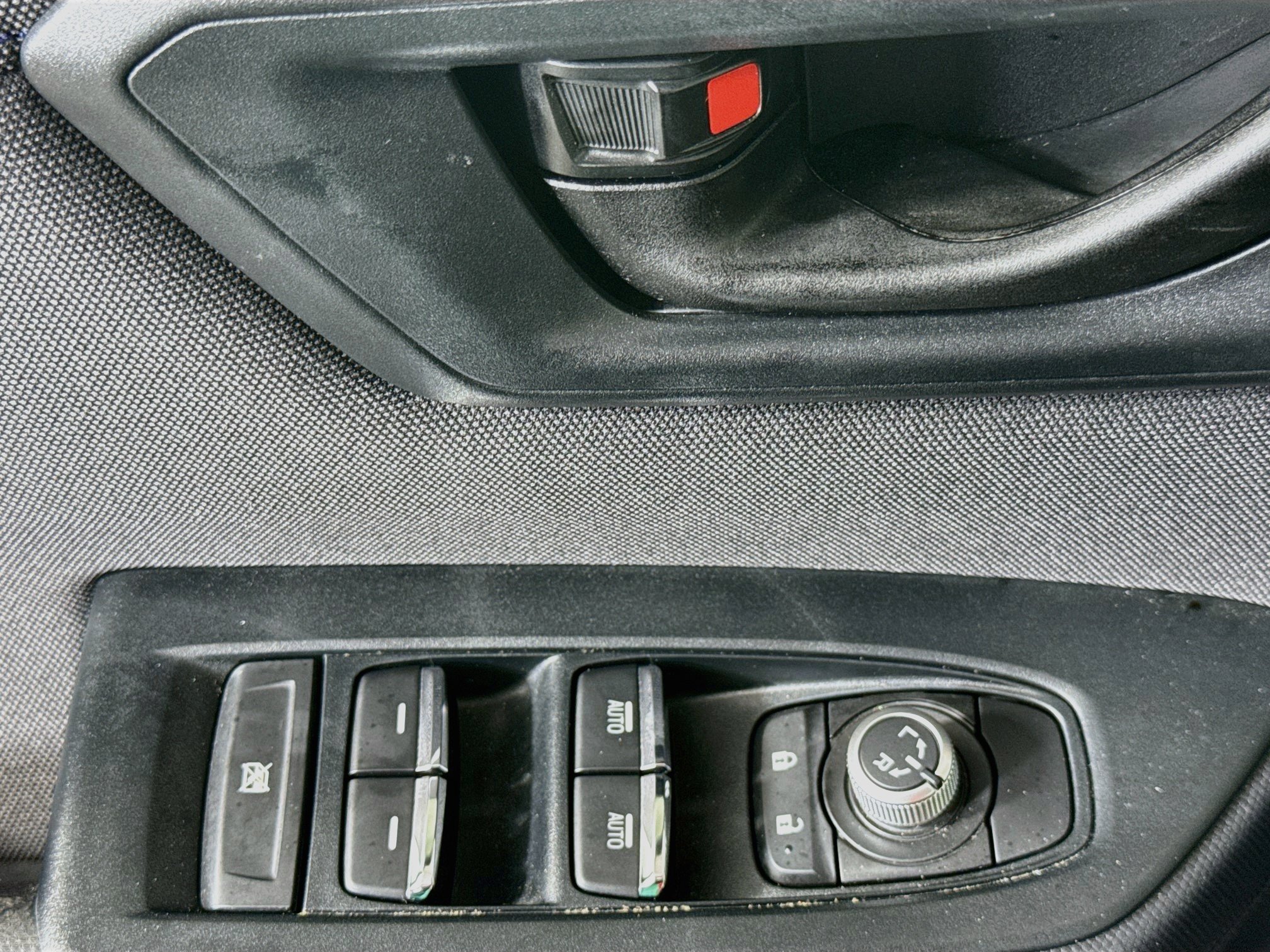 Used 2025 Subaru Forester Premium w/ Convenience Package #1 AWD/4WD image 16