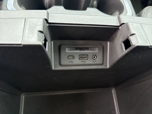 Used 2021 GMC Sierra 2500 Denali w/ Denali Black Diamond Edition image 30