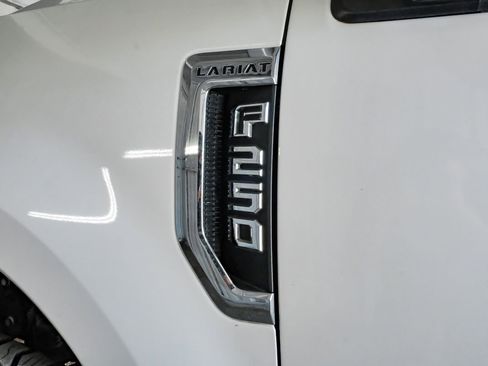 Used 2019 Ford F250 Lariat w/ Lariat Value Package image 53