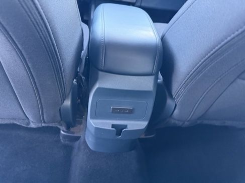 Used 2025 Ford Maverick XL image 15