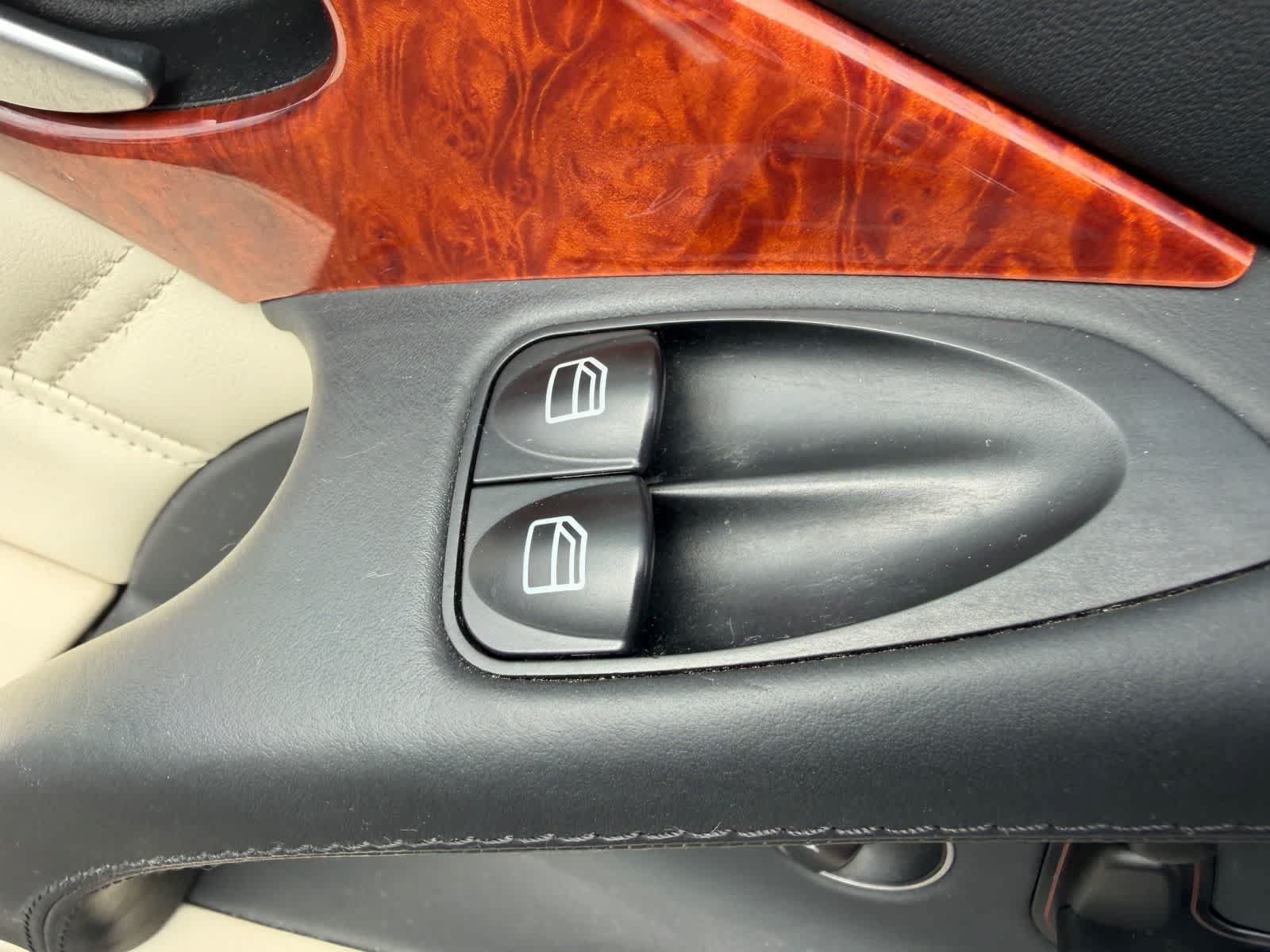 Used 2009 Mercedes-Benz SL 63 AMG image 14