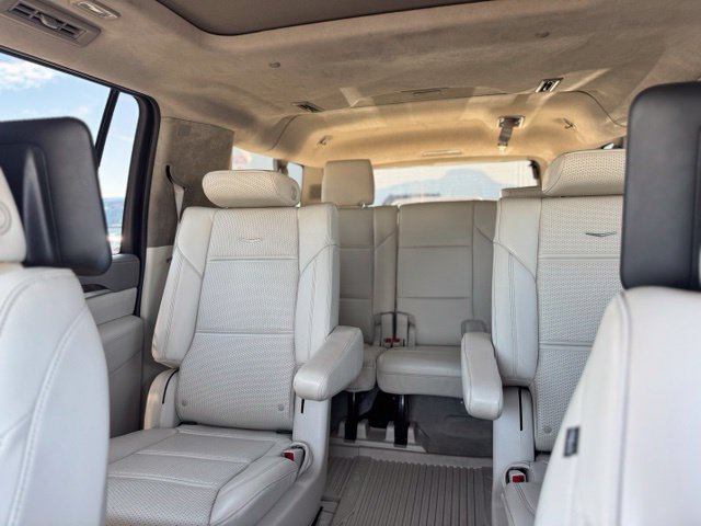 Used 2025 Cadillac Escalade ESV Sport Platinum AWD/4WD image 47
