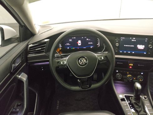 Used 2020 Volkswagen Jetta SEL FWD image 22