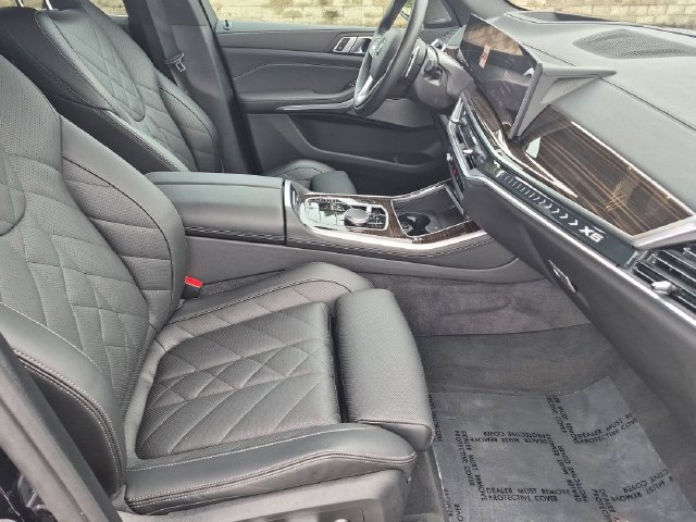 Used 2026 BMW X5 xDrive40i AWD/4WD image 32