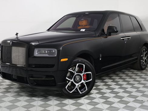 Certified 2023 Rolls-Royce Cullinan Black Badge w/ Driver's Package AWD/4WD image 38
