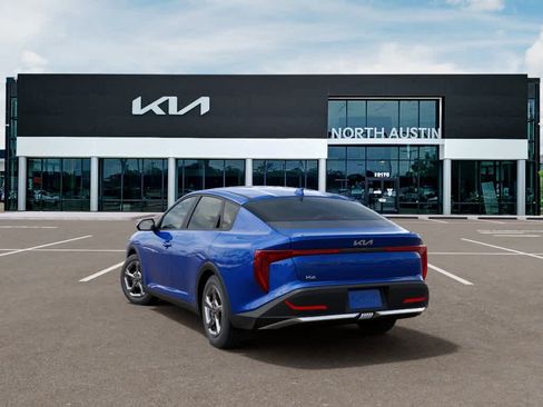 New 2026 Kia K4 FWD image 4