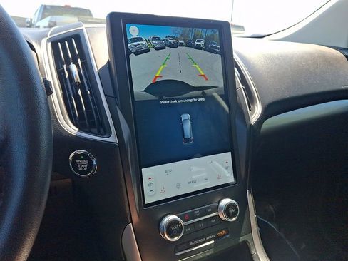 Certified 2024 Ford Edge SEL AWD/4WD image 17