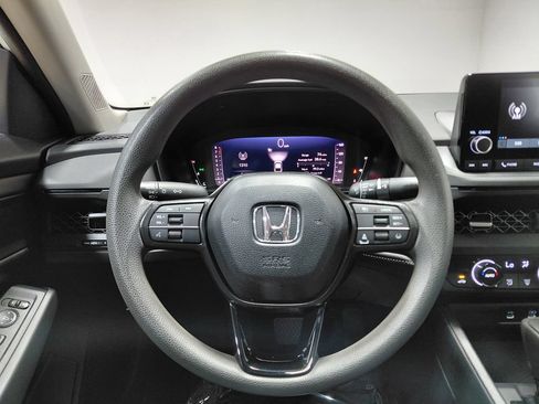 Used 2024 Honda Accord EX image 27