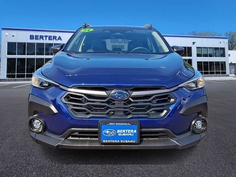 Used 2024 Subaru Crosstrek 2.0i Premium AWD/4WD image 2