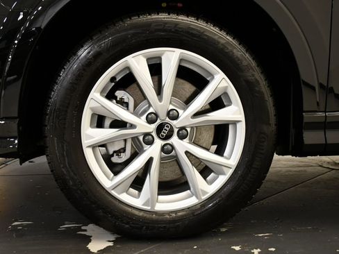 Used 2025 Audi Q3 2.0T Premium w/ Convenience Package AWD/4WD image 14