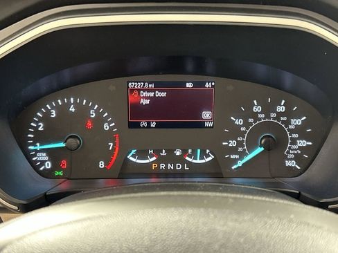 Used 2022 Ford Escape SE image 15