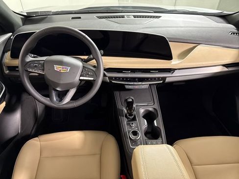 Used 2024 Cadillac XT4 Luxury FWD image 22