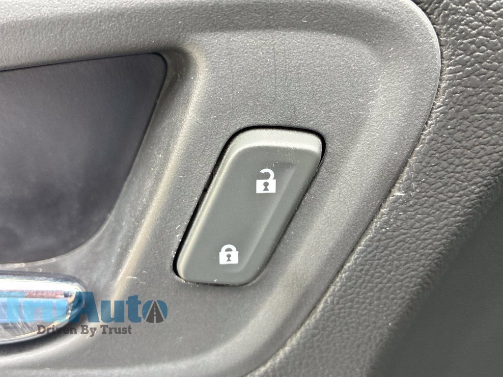 Used 2020 Chevrolet Colorado Z71 AWD/4WD image 22