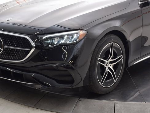 New 2026 Mercedes-Benz E 350 4MATIC Sedan image 10