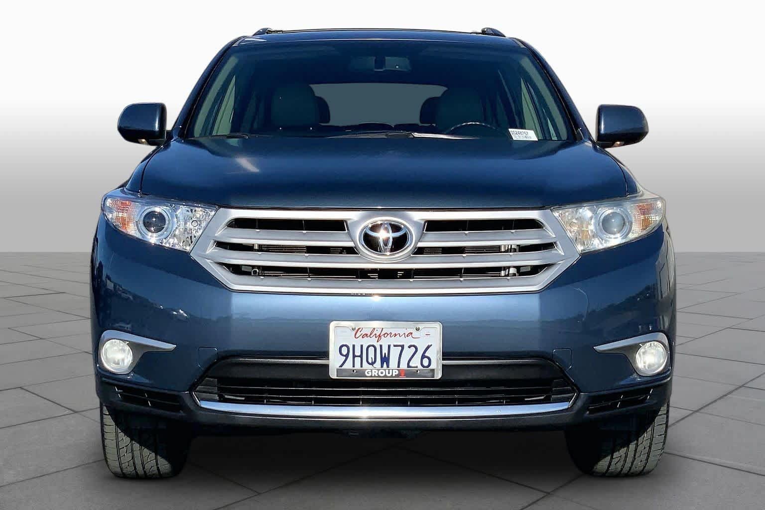 Used 2013 Toyota Highlander Limited AWD/4WD image 3