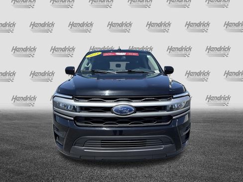 Used 2024 Ford Expedition Max XLT AWD/4WD image 3