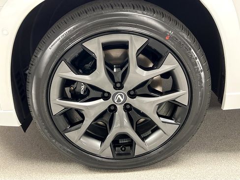 New 2026 Lexus TX 500h AWD image 37