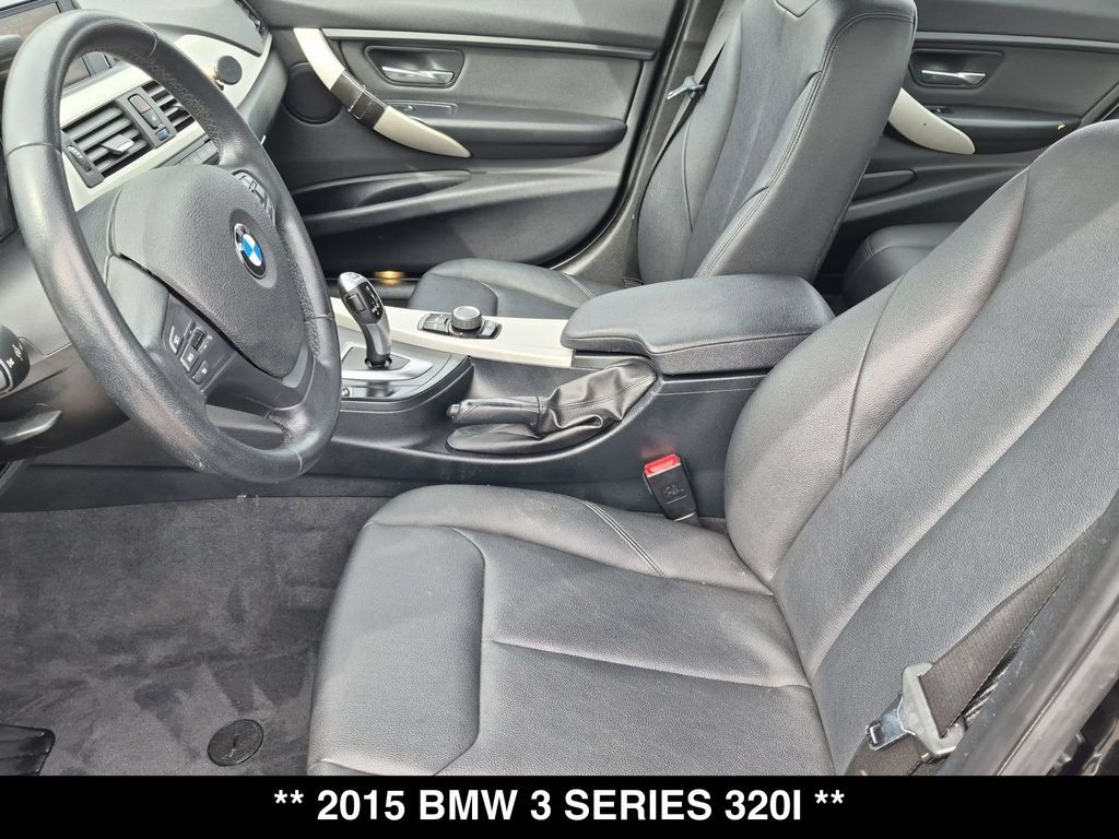 Used 2015 BMW 320i Sedan RWD image 13
