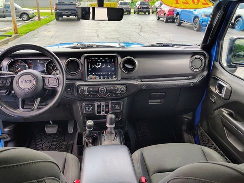 Used 2021 Jeep Wrangler Unlimited Sport AWD/4WD image 22