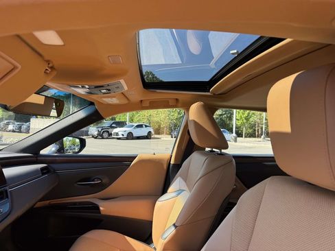 Used 2022 Lexus ES 350 w/ Premium Package FWD image 20